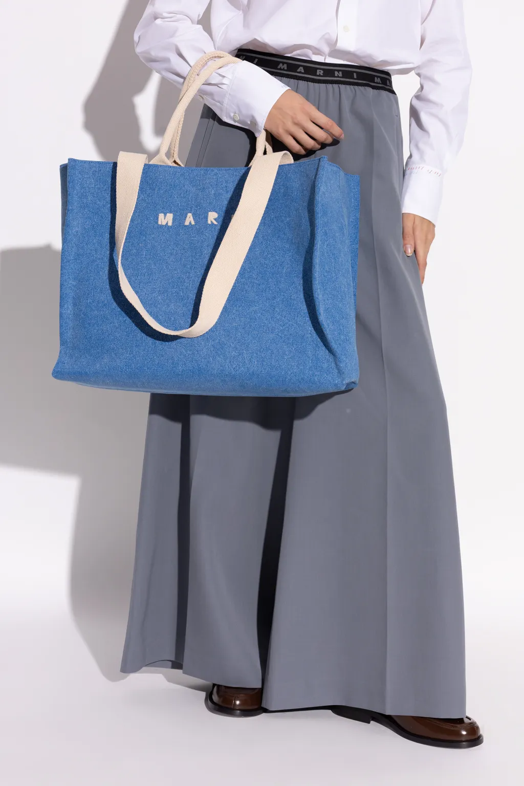 Logo-Detail Tote Bag