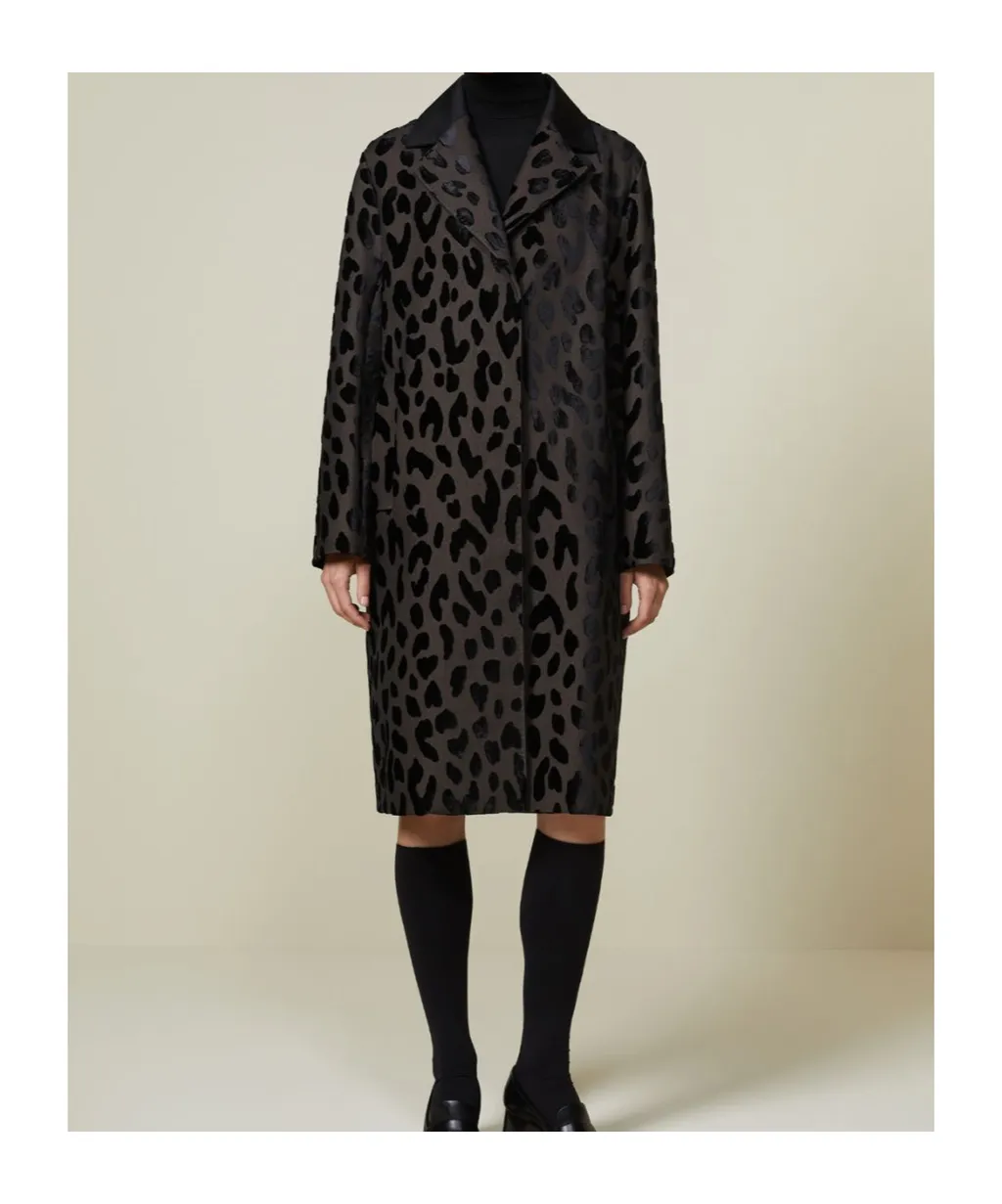 Atelier Single-Breasted Spotted Velvet Coat