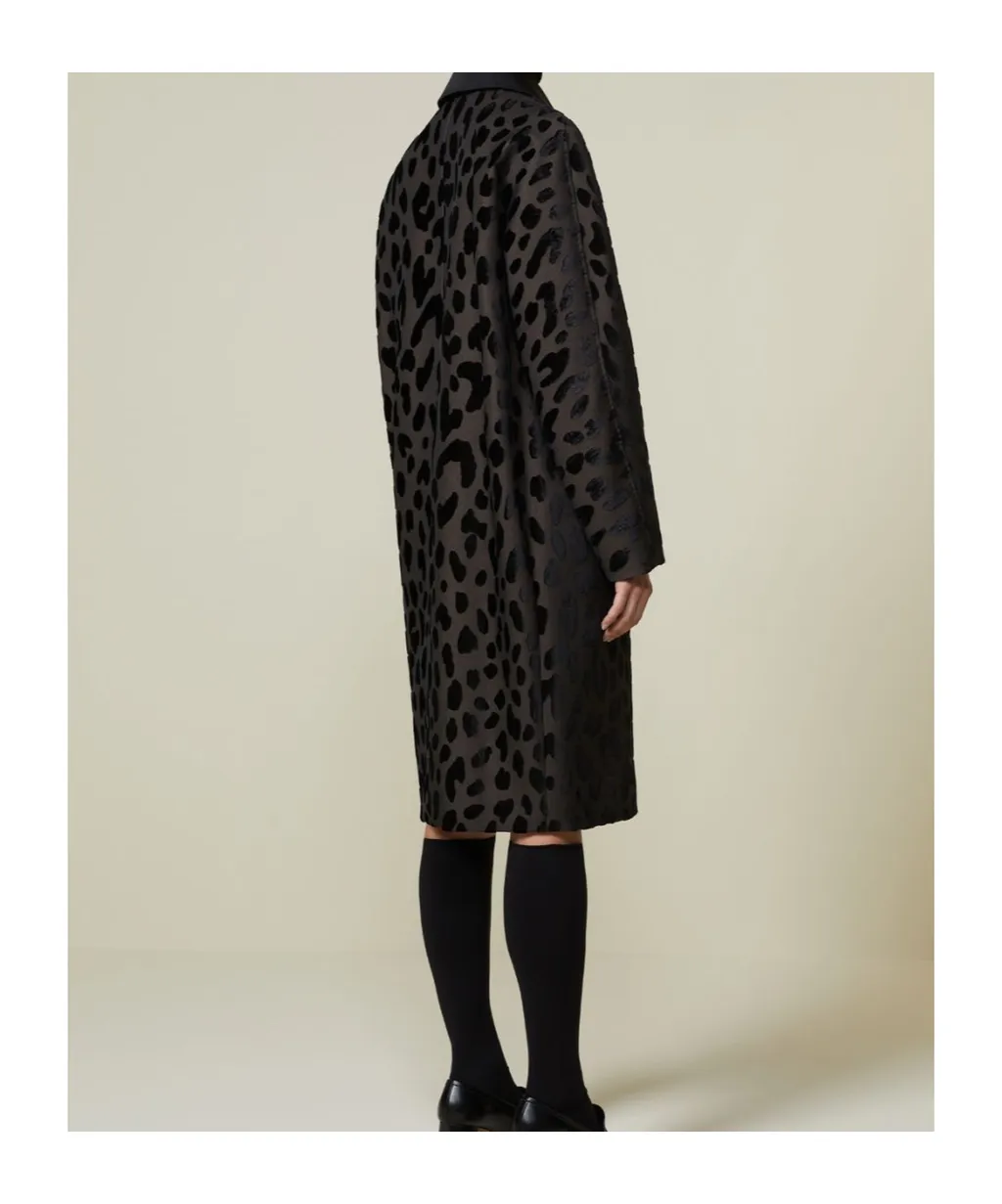 Atelier Single-Breasted Spotted Velvet Coat