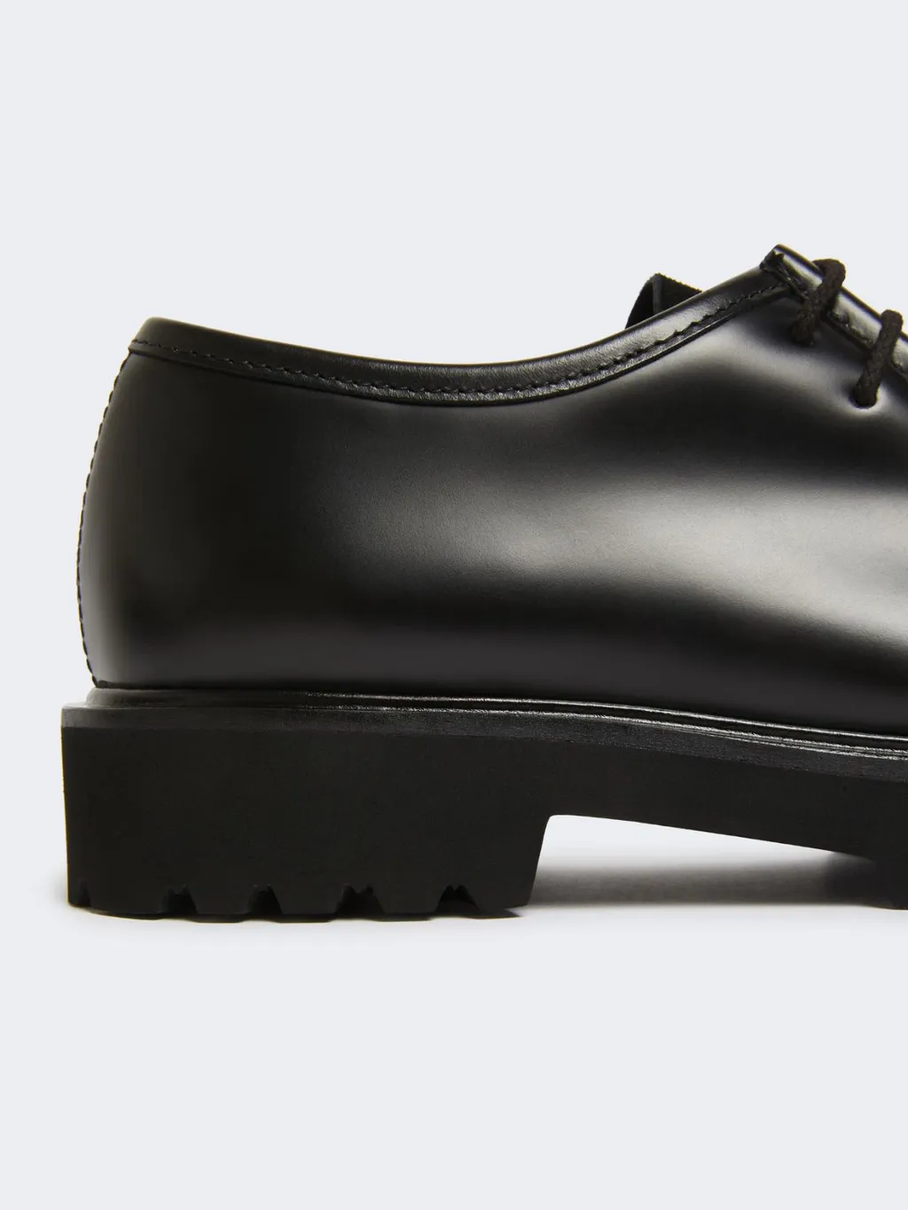 Leather And Suede Lace-Up Shoes