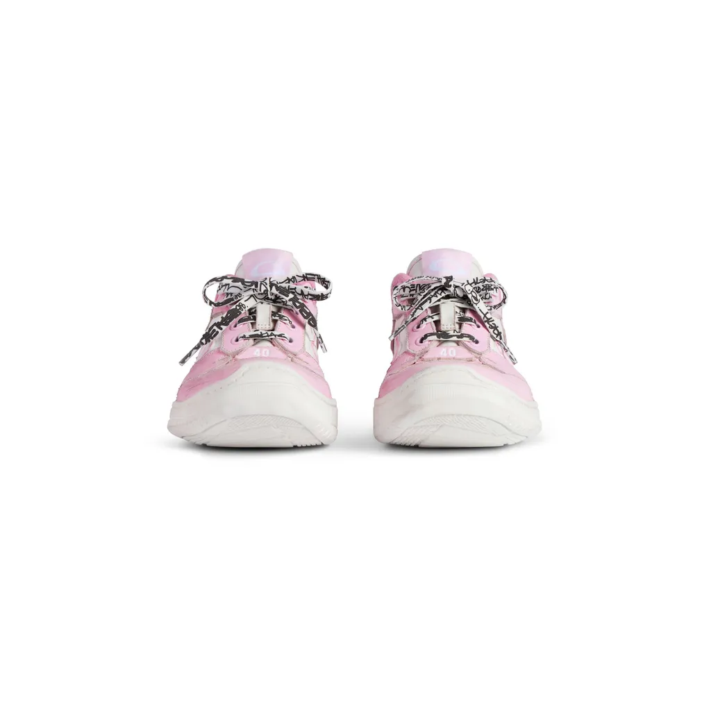 Hamptons Medium Worn-Out Sneaker