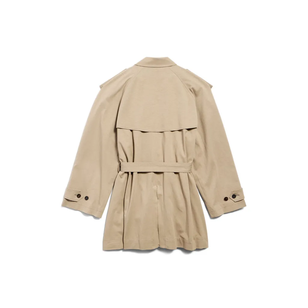 Cropped Light Trench