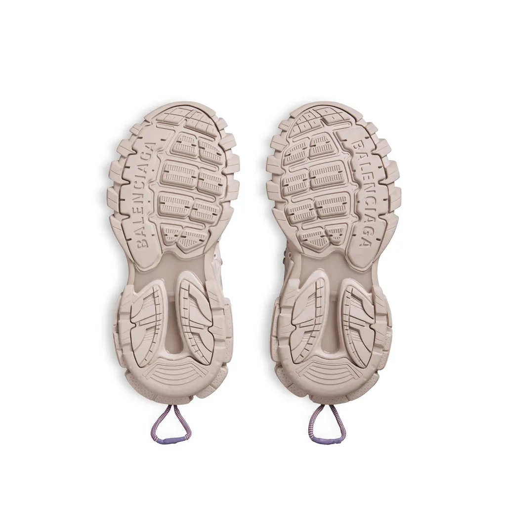 Track Trail Laces Sneaker