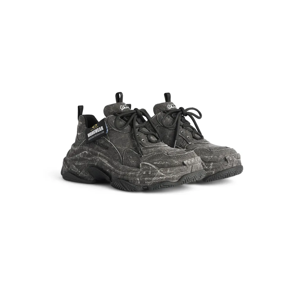 Triple S Canvas Sneaker