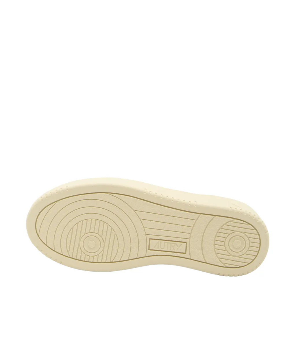 Medalist Logo Embroidered Platform Sneakers