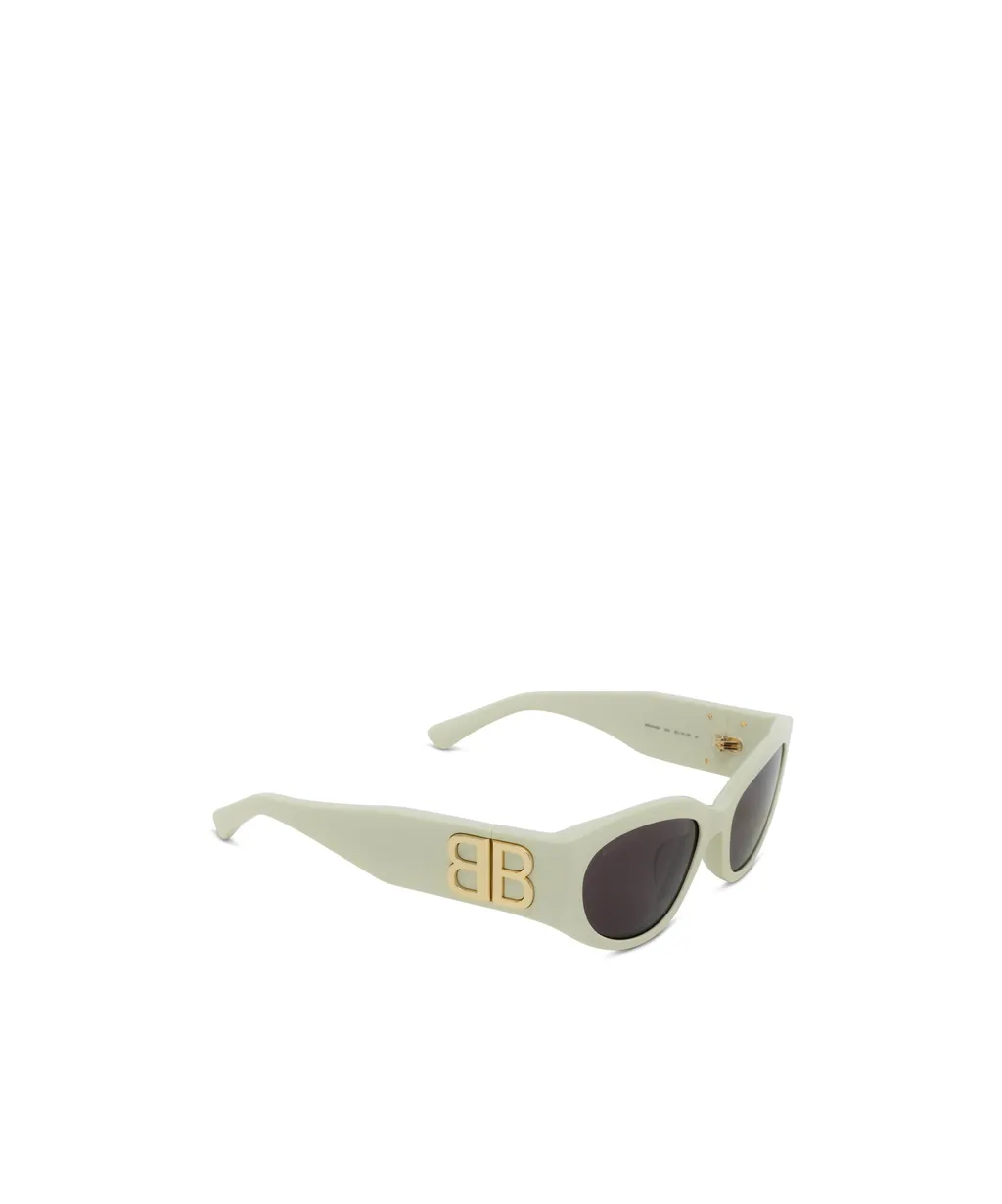 Cat-Eye Frame Sunglasses