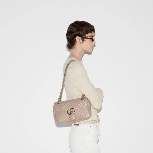 Gg Marmont Medium Shoulder Bag