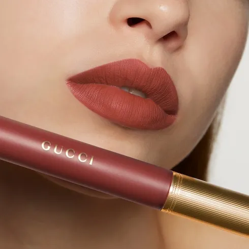 203 Mildred Rosewood Rouge à LÈVres Liquide Mat Lipstick
