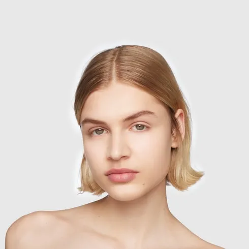 17 Gucci Glow Skin Tint