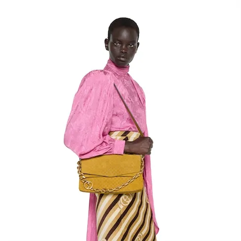 Medium Shoulder Bag With Chain