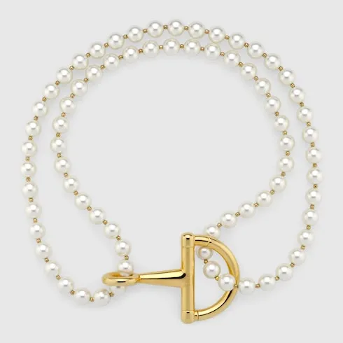 Necklace With Stirrup