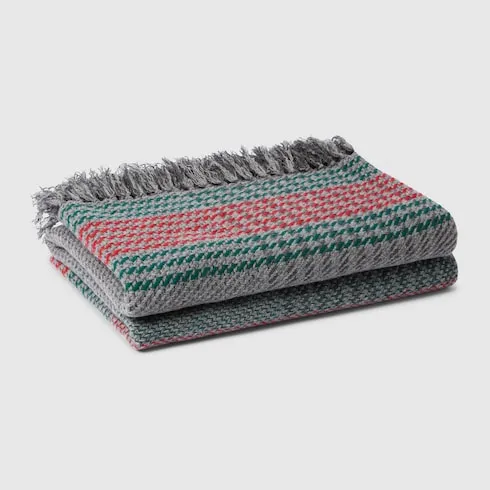 Cashmere Jacquard Blanket With Web