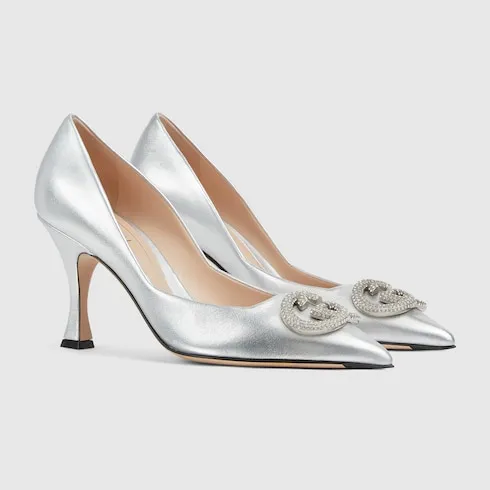Pump With Crystal Interlocking G