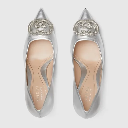 Pump With Crystal Interlocking G