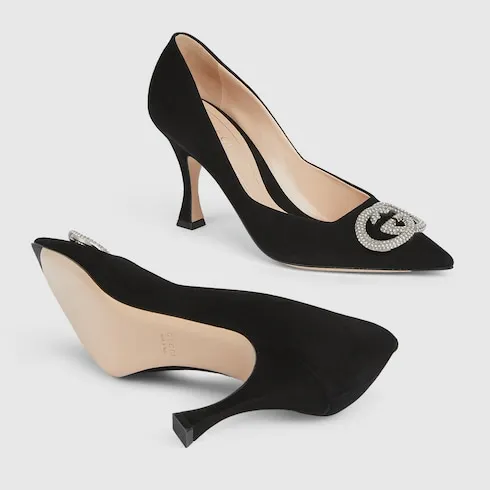 Pump With Crystal Interlocking G