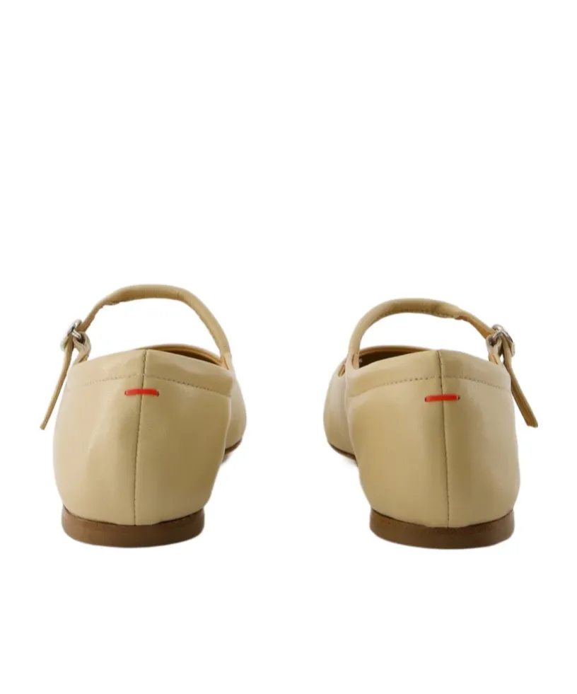 Logo Ballet Shoes