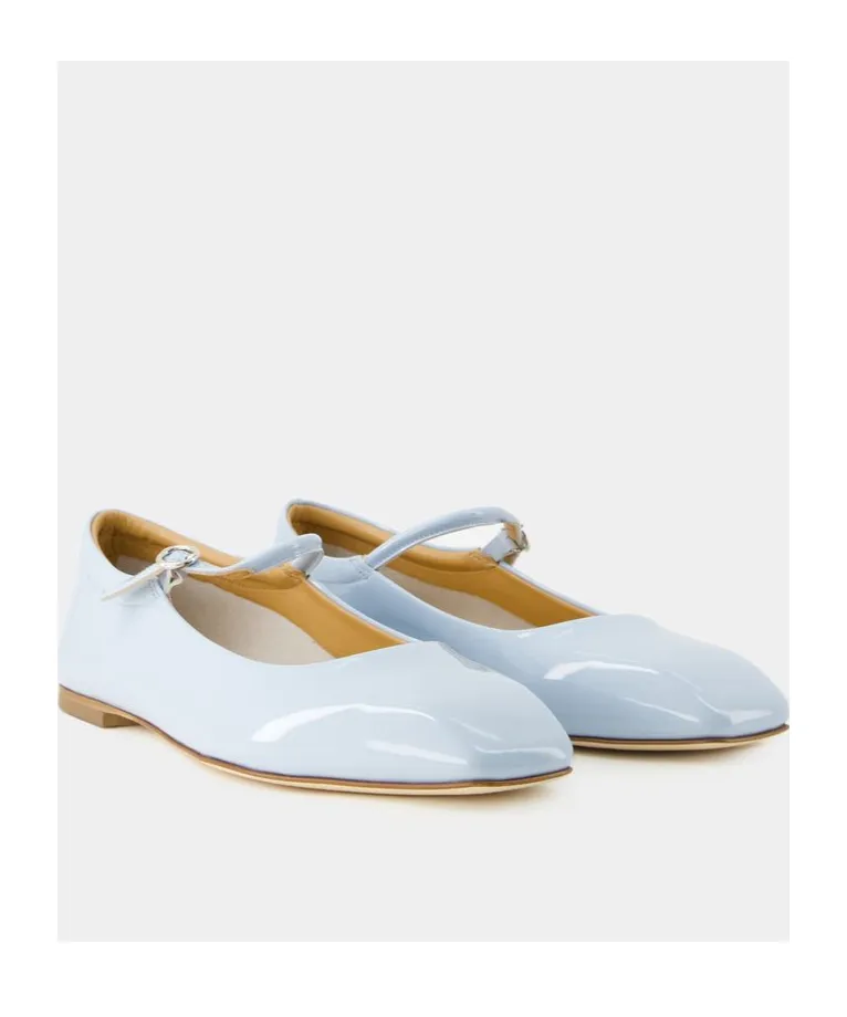 Square Head Flat-Soled Shoes