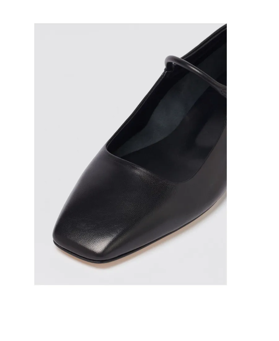 Uma Mary Jane Flats