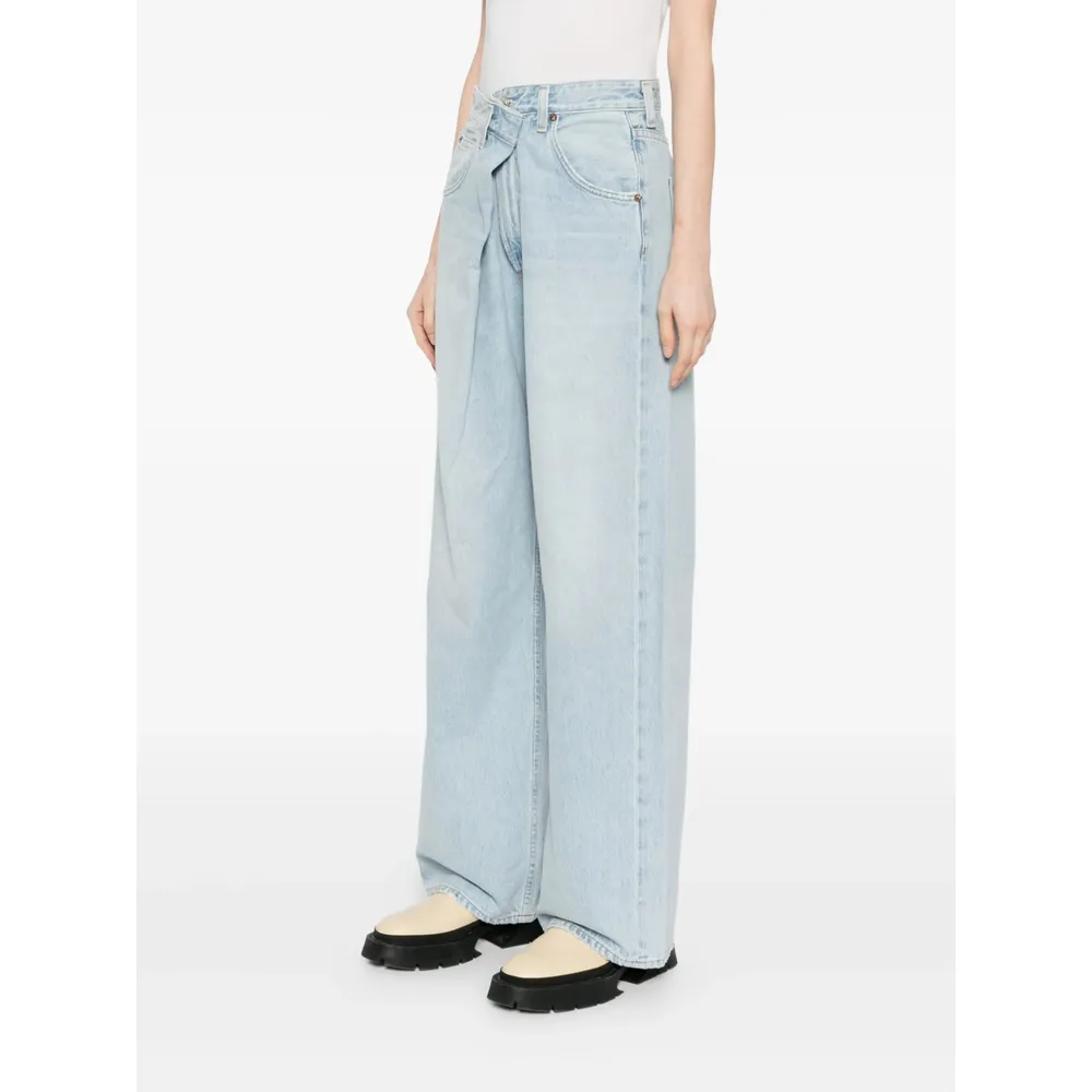 Riley High Rise Straight Jeans