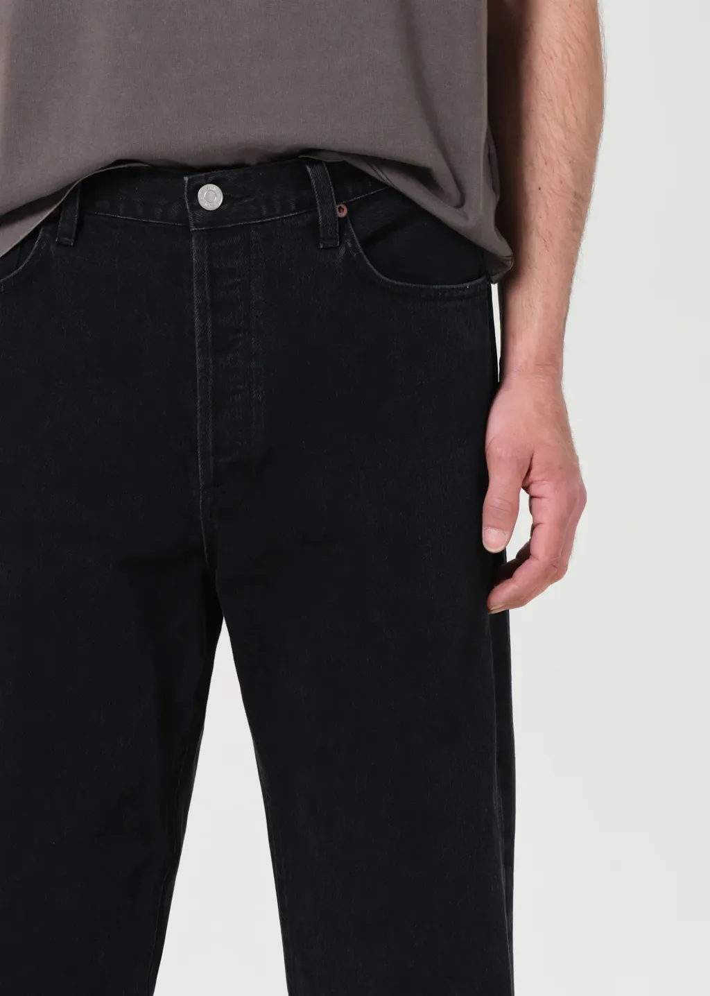 90S Loose-Fit Jeans