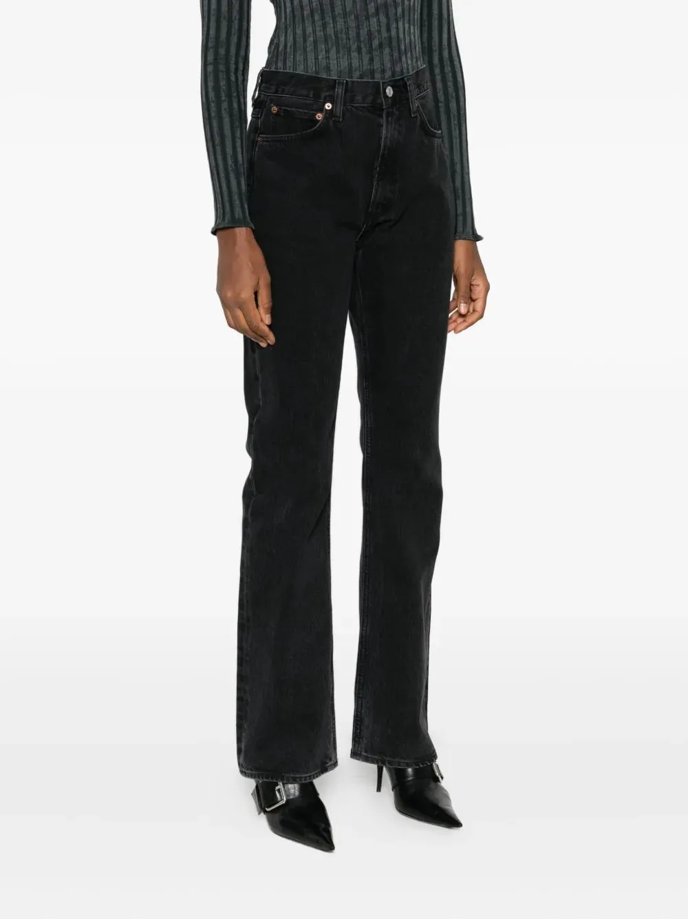 High-Waisted Jeans