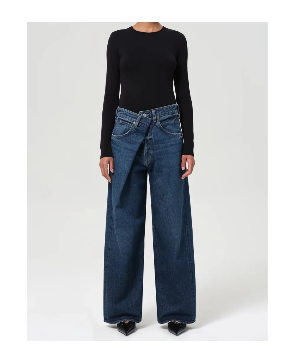 Wide-Leg Jeans