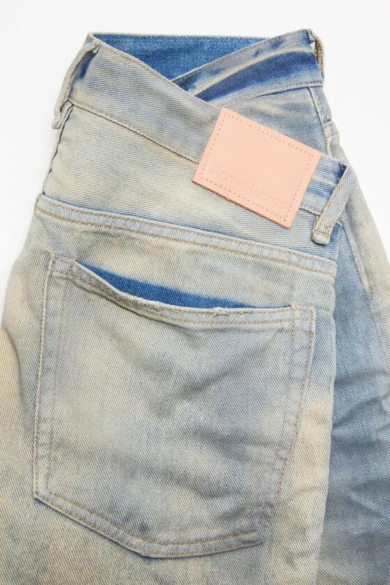 1999M Loose Fit Jeans