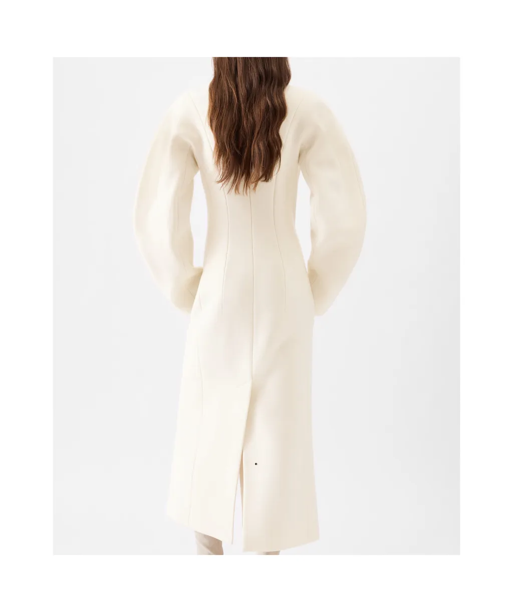 The Curvo Long Sleeved Coat