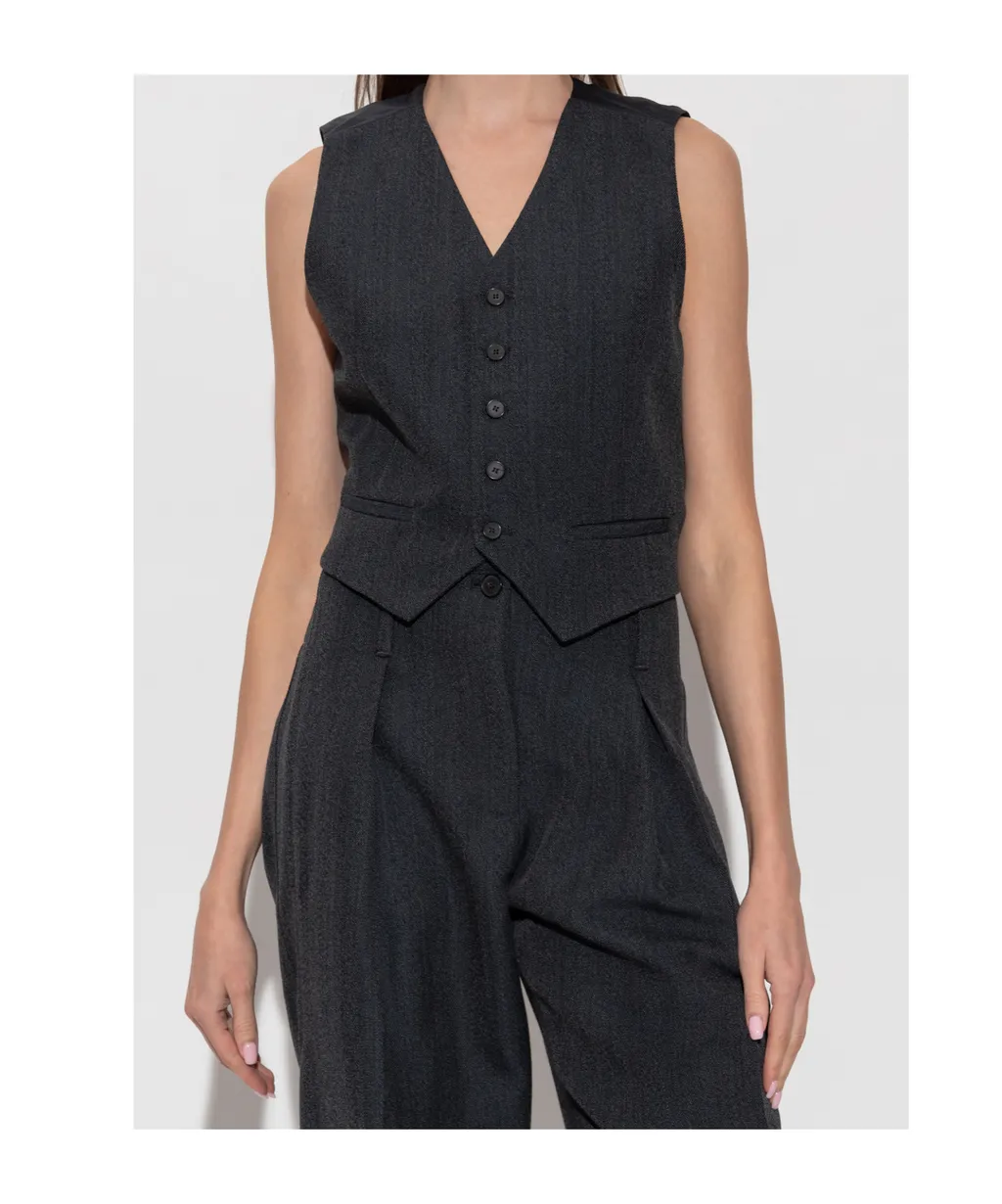 Sleeveless Vest