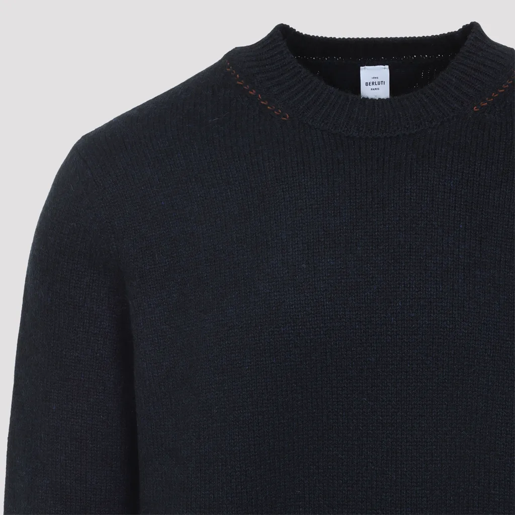 Long-Sleeved Crew Neck Sweater