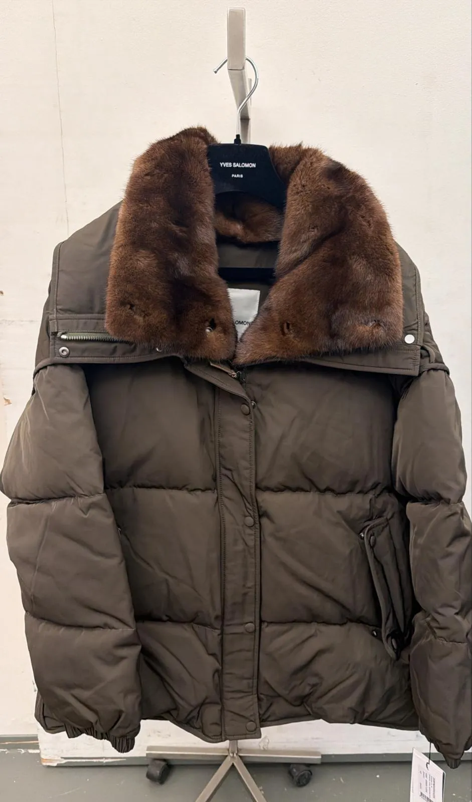 Long-Sleeved Down Jacket