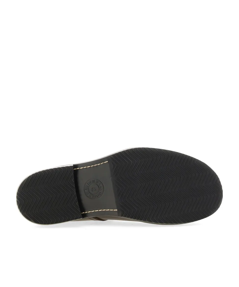 Round Toe Clogs
