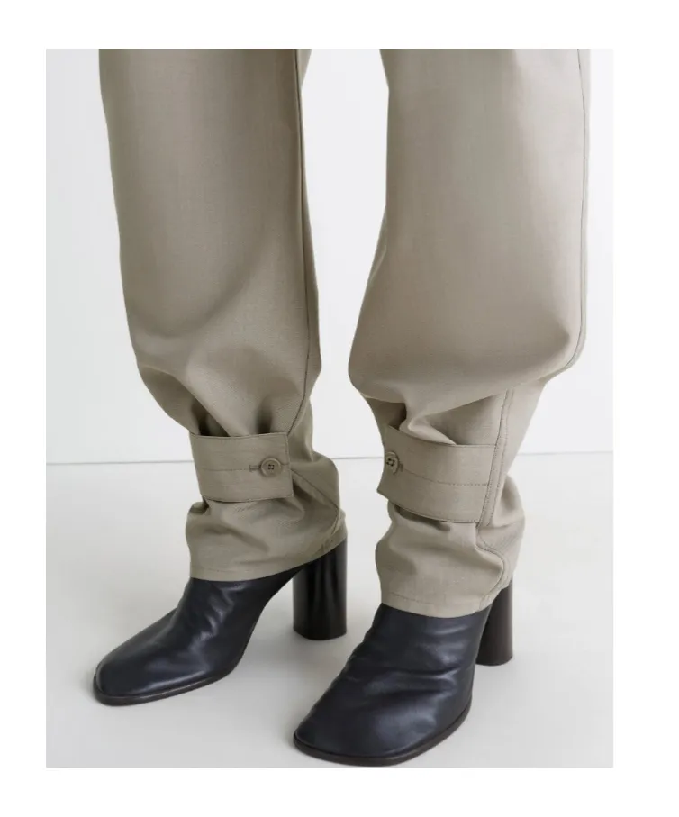 Curved Tailored Pants