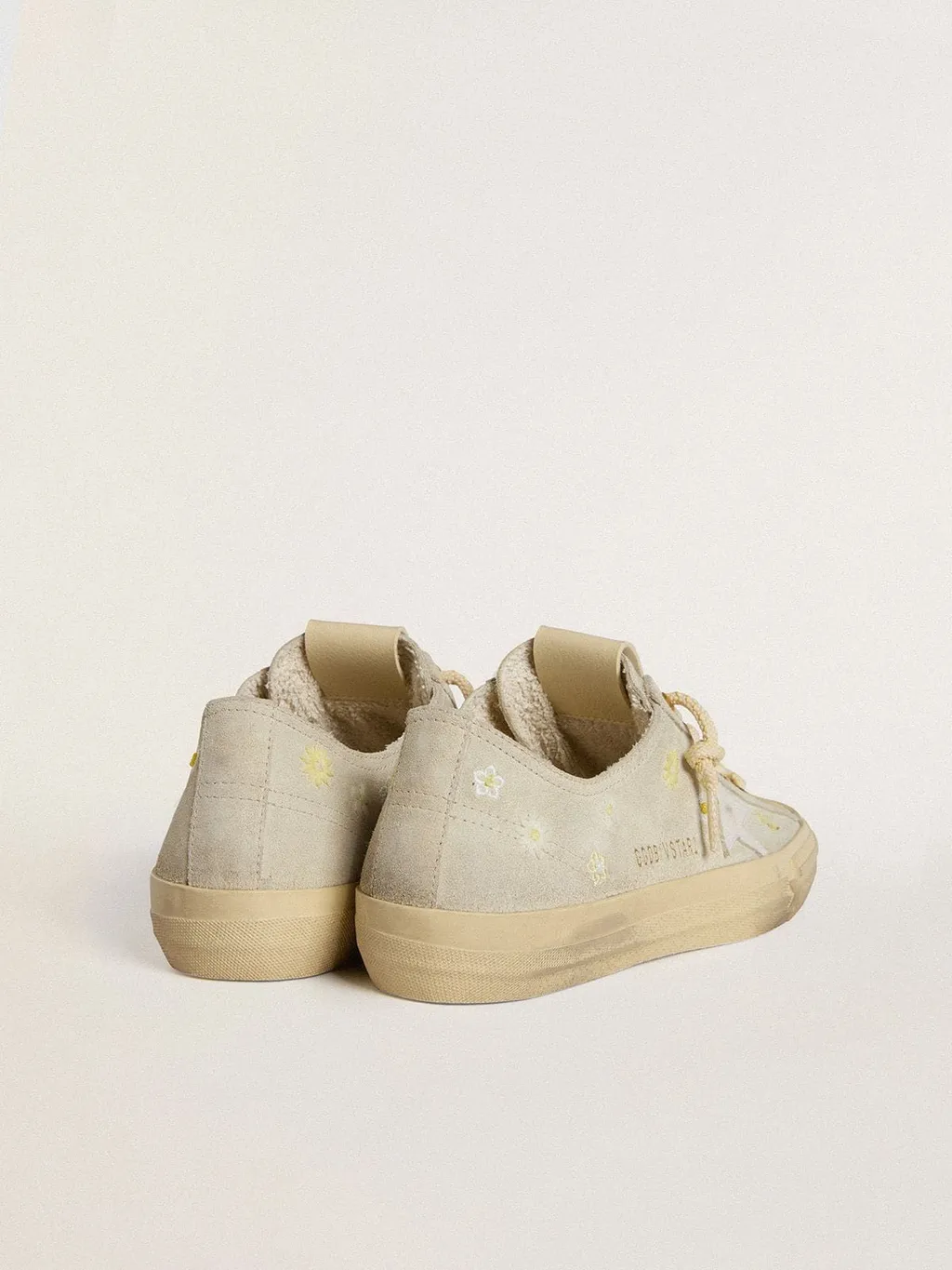 Golden Goose Deluxe Brand V-Star 2 Floral Embroidered Sneakers