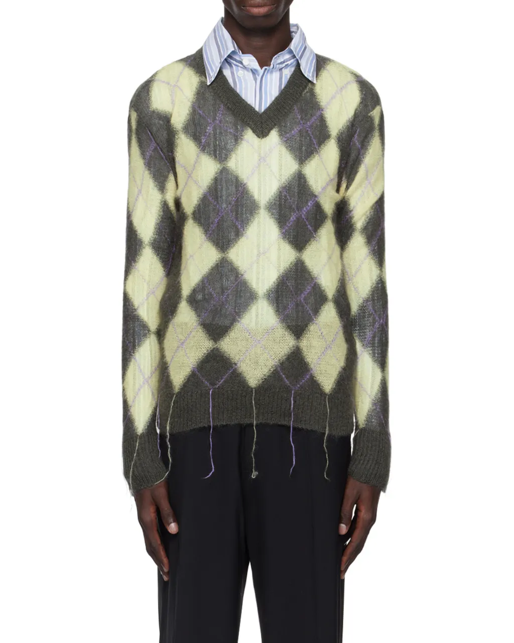 Geometric Patterned V-Neck Knitted Jumper