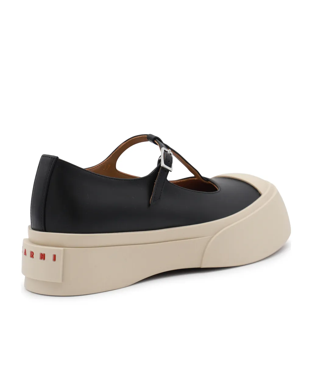 Logo Detailed Mary-Janes