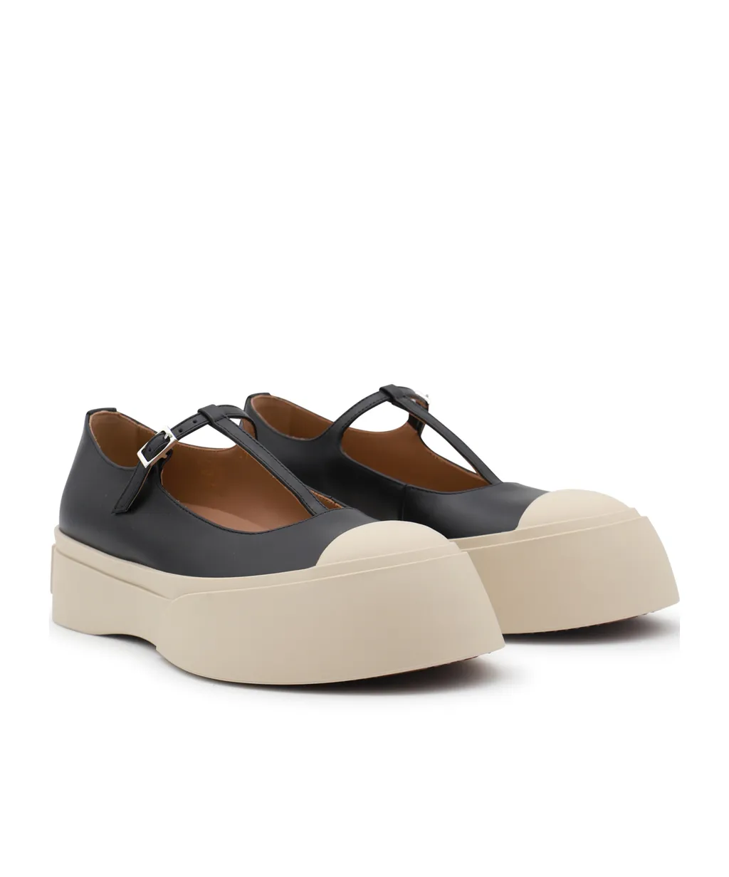 Logo Detailed Mary-Janes