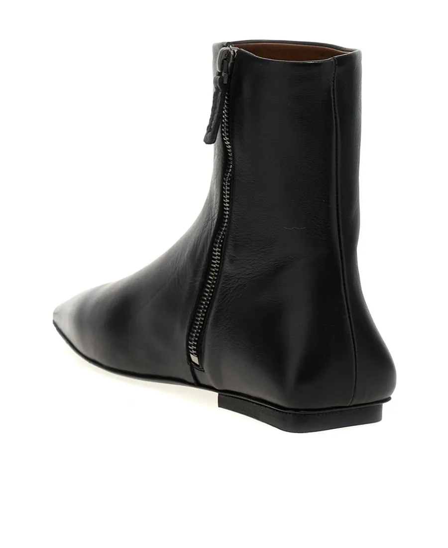 Pointed Zipper Short Boots