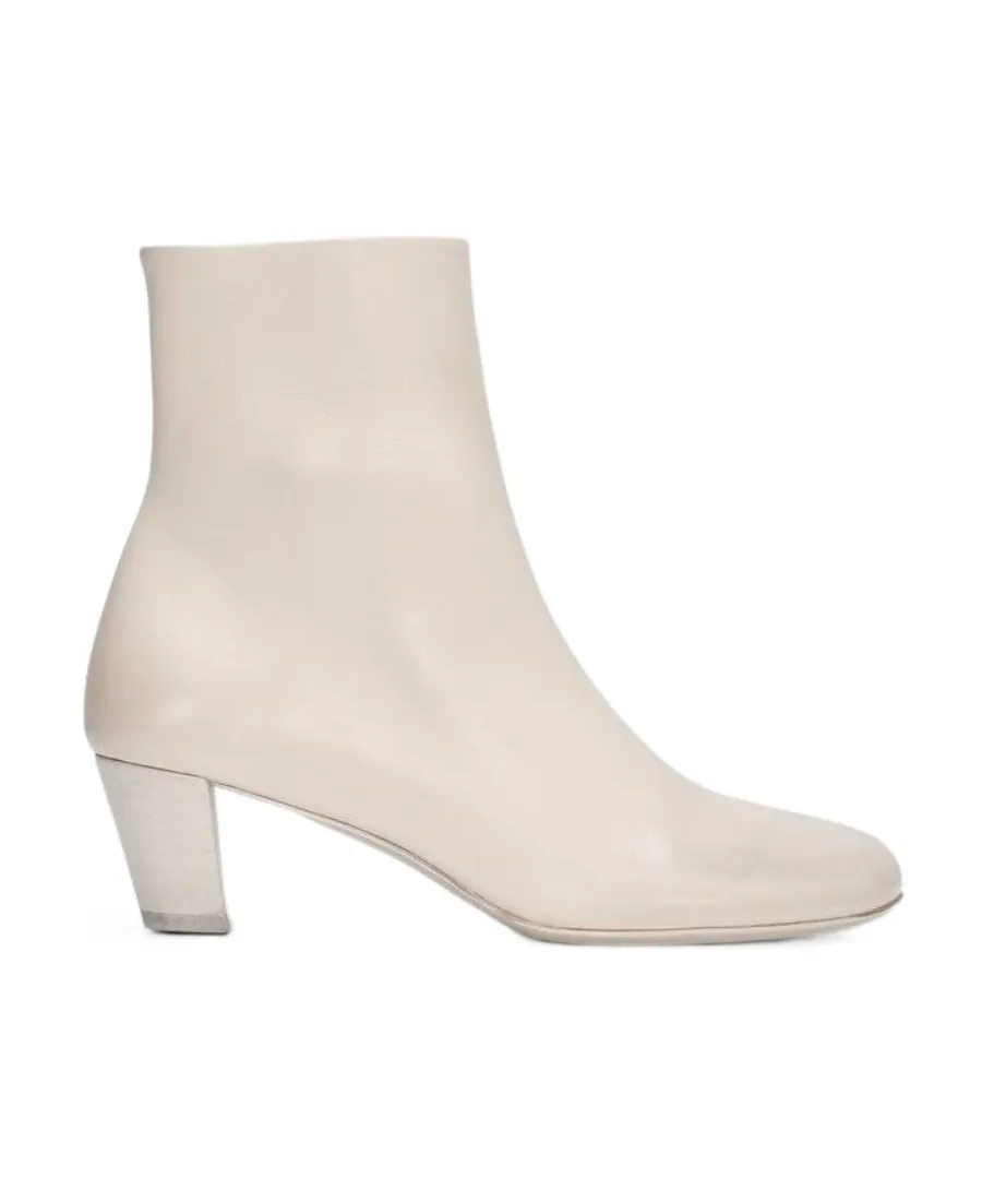 Thick-Heeled Boots