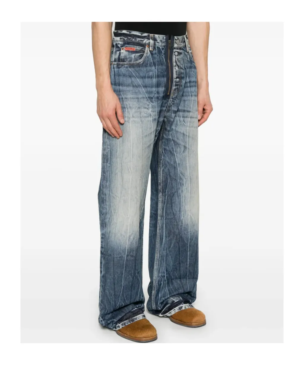 Wide-Leg Jeans