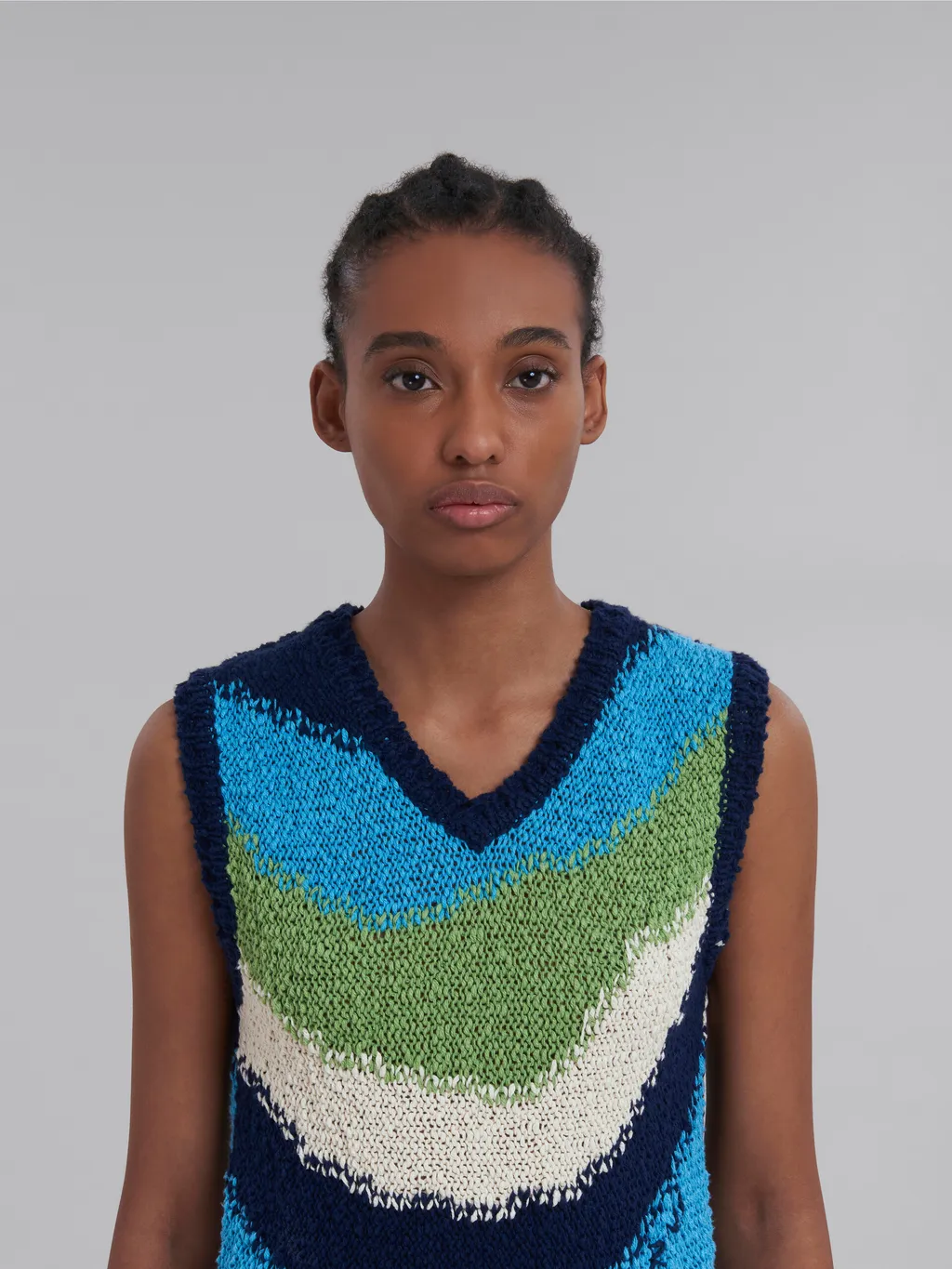 Wavy Striped Knitted Vest