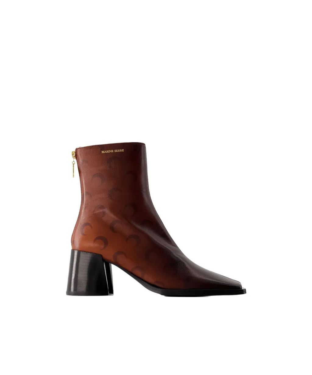 Square Toe Zipped Ankle Boots