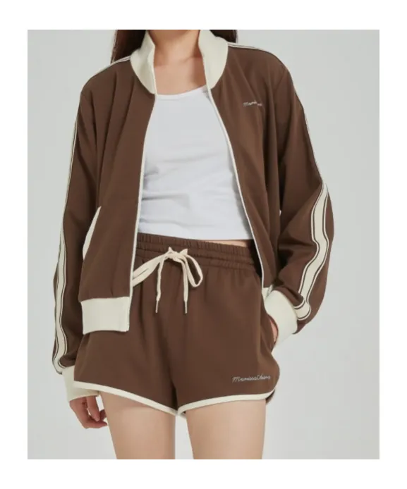 Long-Sleeved Zip-Up Jacket