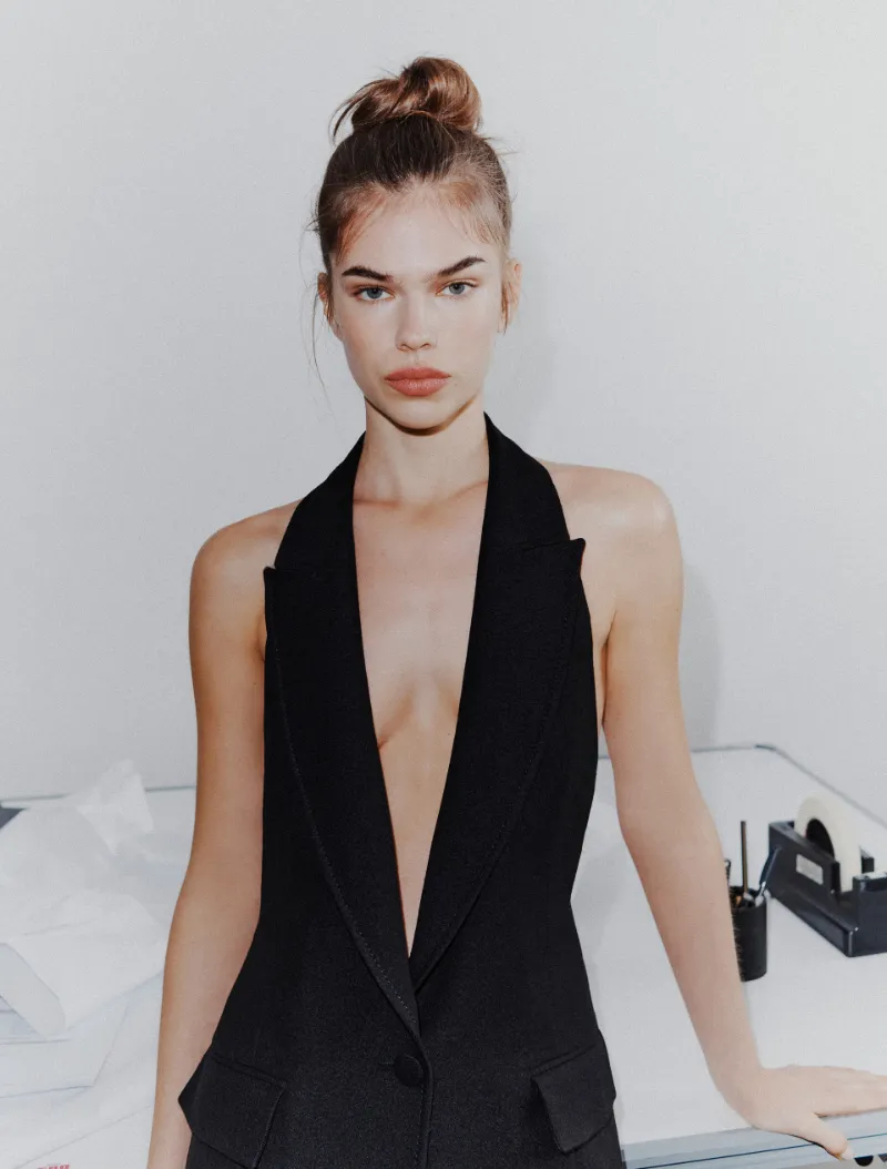 Sleeveless Blazer Top