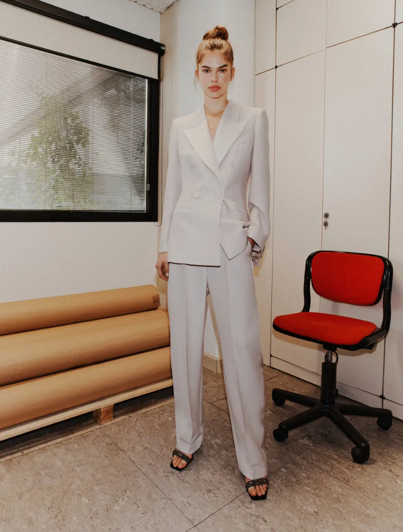 Barrel-Leg Trousers