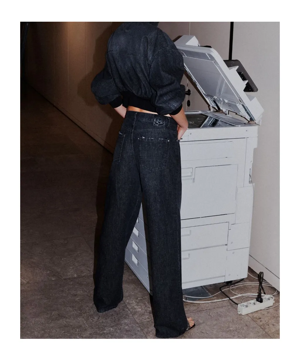 Straight Jeans