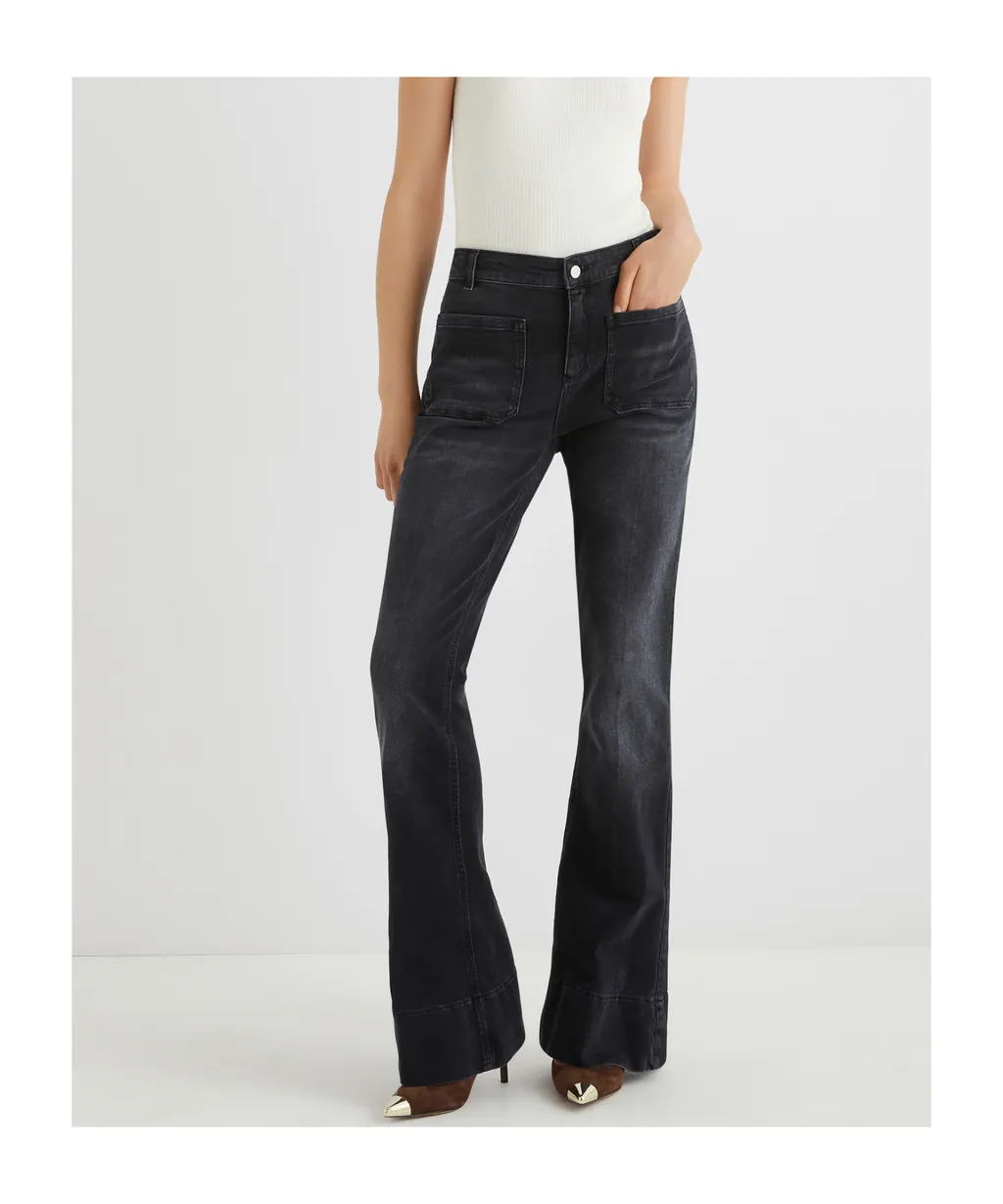 Bootcut Jeans