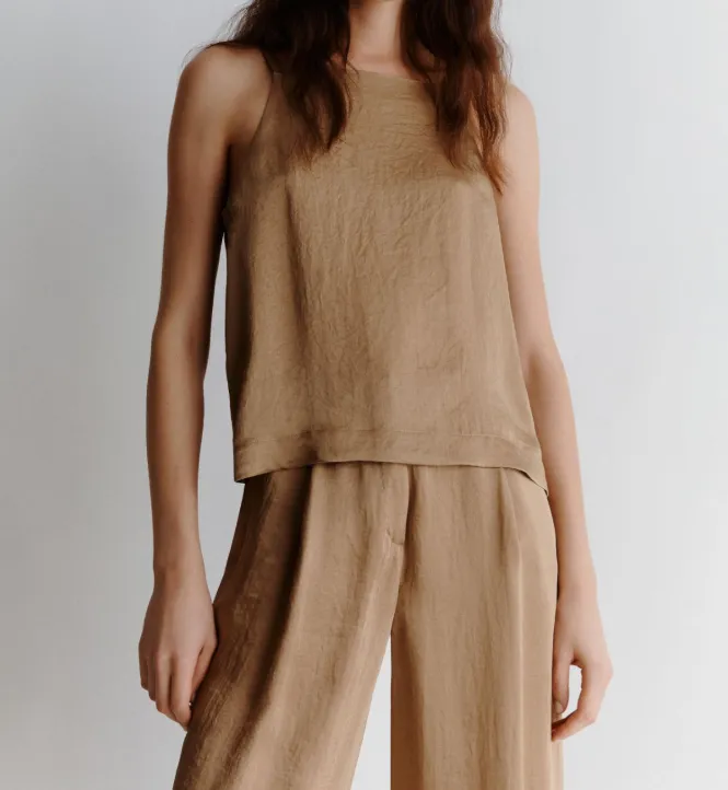 Crinkle Fabric Top