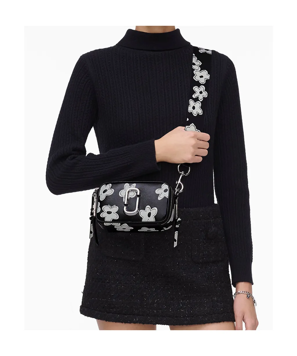 The Daisy Snapshot Shoulder Bag