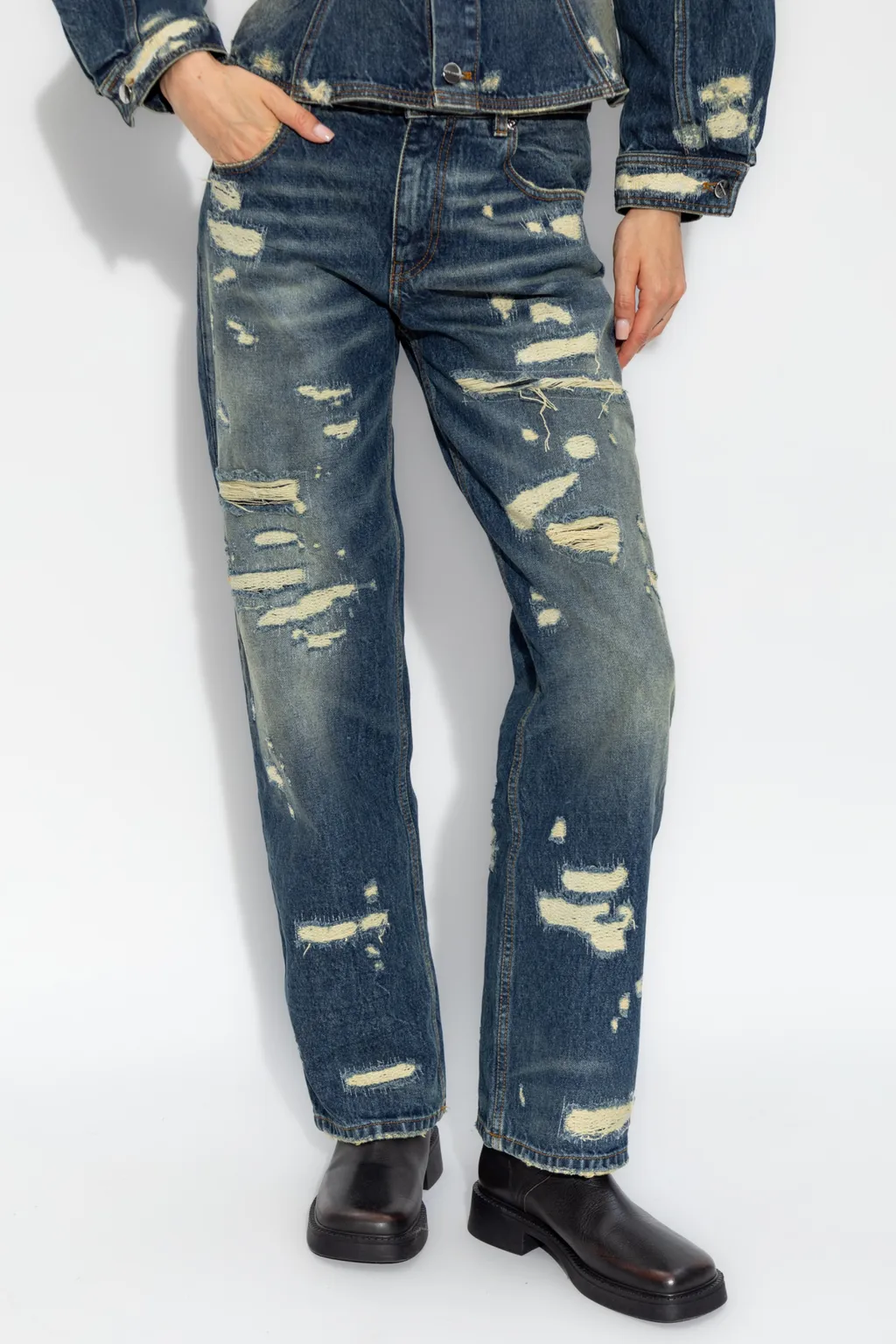 Belt-Loop Jeans
